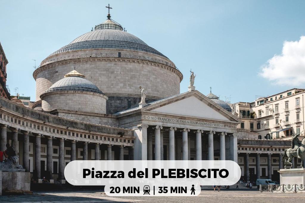 Metro Stazione-Duomo 500M -Appartamento Centrale Ed Elegante Nápoles Exterior foto